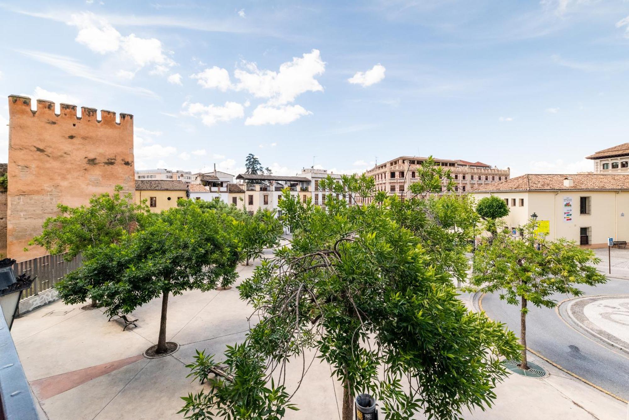 Wekey Homes Granada, Elvira Suites Centro Eksteriør billede