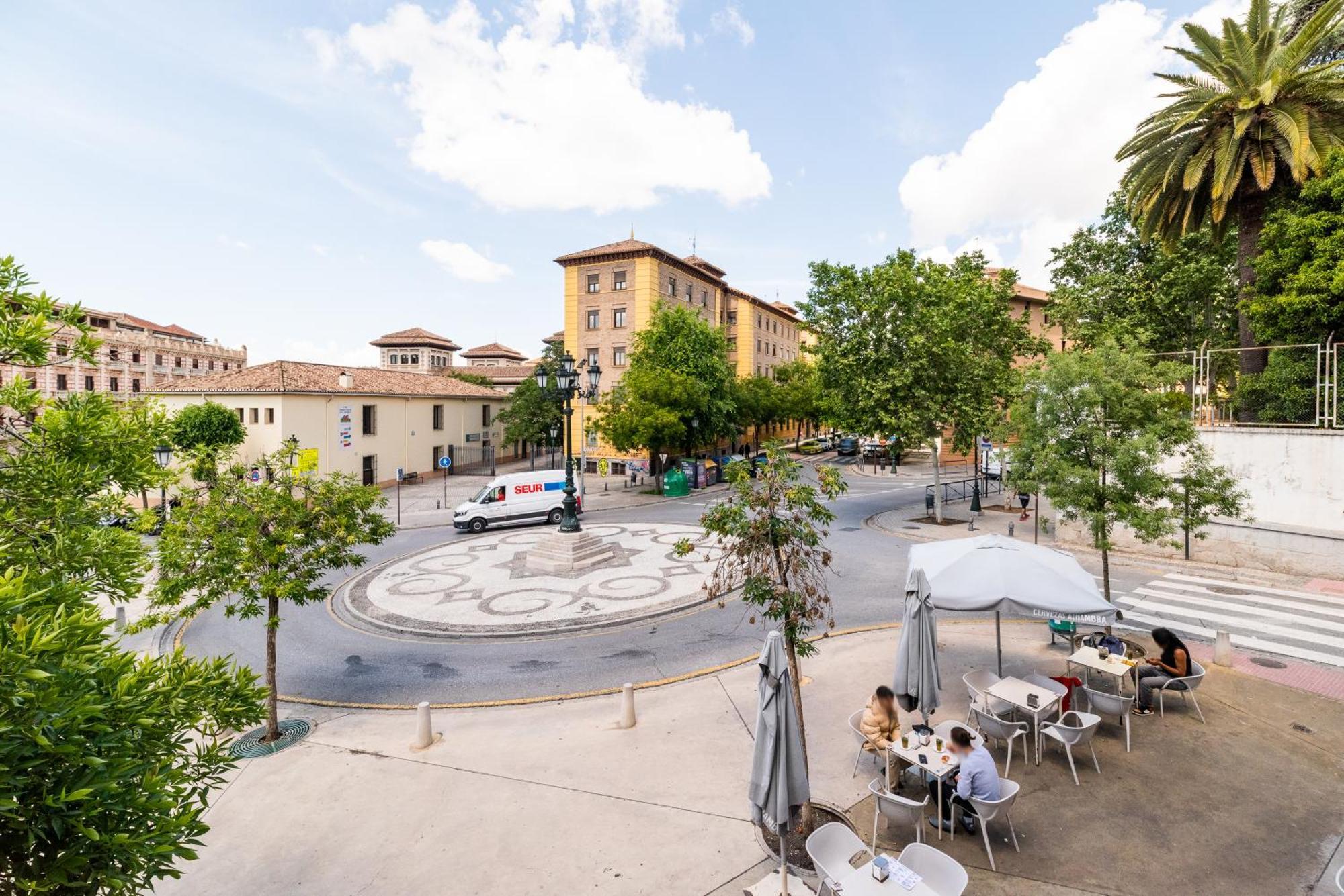 Wekey Homes Granada, Elvira Suites Centro Eksteriør billede